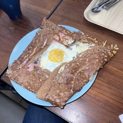 la crêperie - Ham, egg and added mushroom