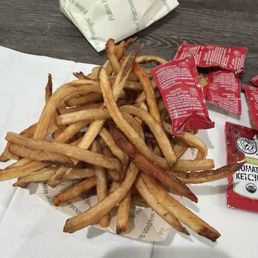 Fries cooked in beef tallow Fries cooked in beef tallow