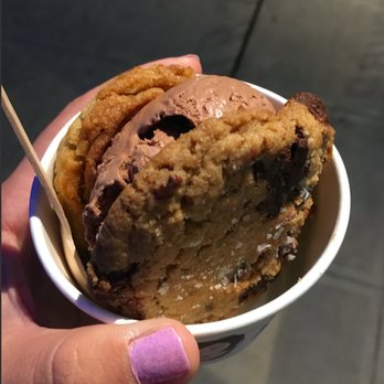 Hello Robin - classic chocolate chip cookie + melted chocolate ice cream + fancy chocolate chip cookie - Bakeries Near Me - Seattle, Washington