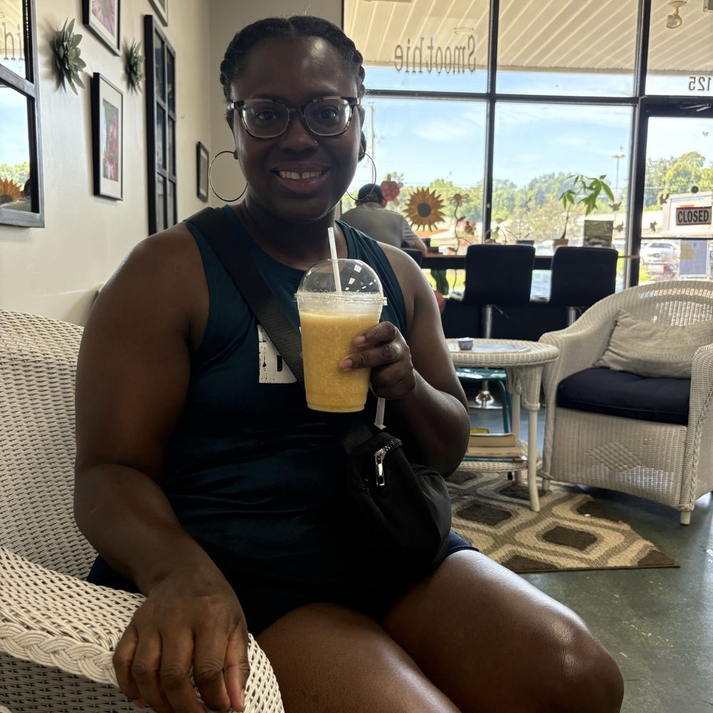 Bee Town Cravings - Coffee & Tea Near Me - Burlington, North Carolina