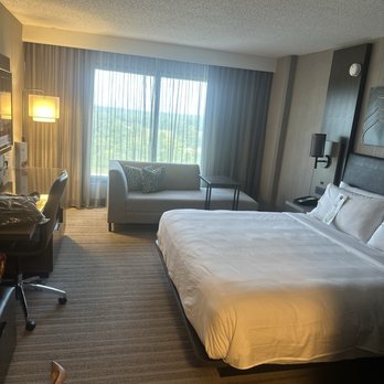 Chicago Marriott Schaumburg - The room - Hotels Near Me - Schaumburg, Illinois