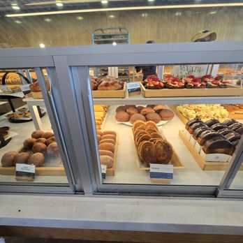 Paris Baguette - Bakeries Near Me - Las Vegas, Nevada