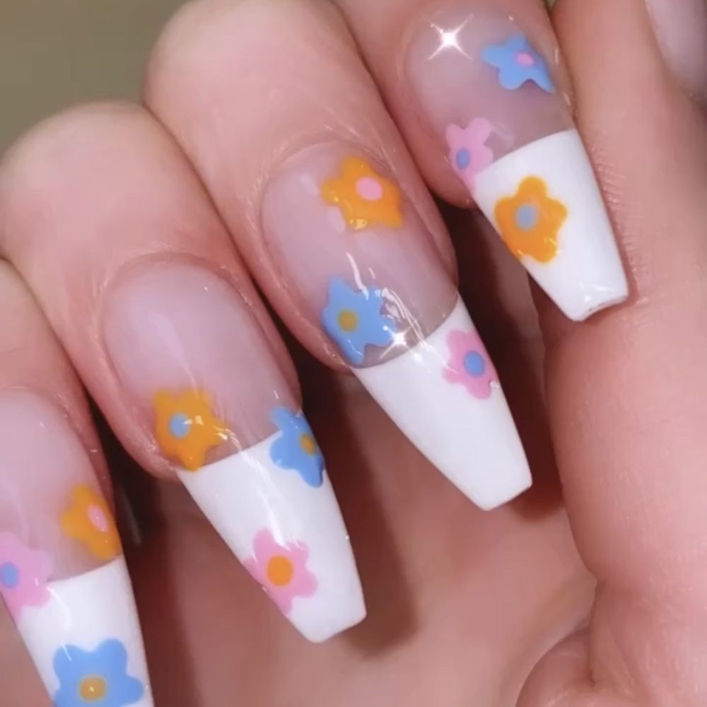 Soak Nails - Floral and French tip - Nail Salons Near Me - Encino, California Soak Nails - Floral and French tip - Nail Salons Near Me - Encino, California