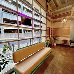 Big Tikka - Interior