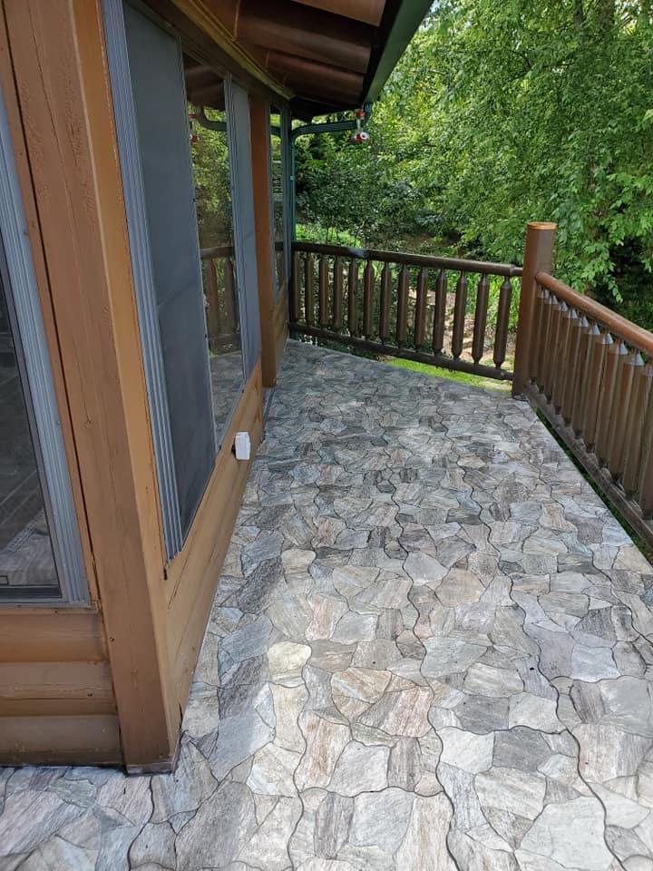 Slide of Harris Construction