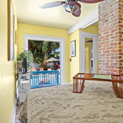 GayStPete House - The view from your pillow