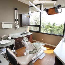 B & D Dental Excellence - A Dental365 Company - Exam Room