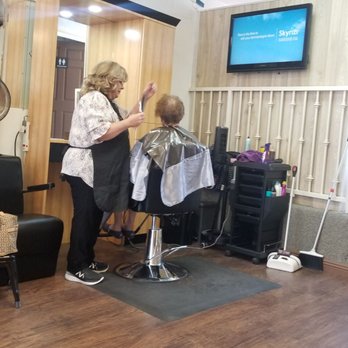 Fashion Nails - Need to get your hair done? - Nail Salons Near Me - Granada Hills, California Fashion Nails - Need to get your hair done? - Nail Salons Near Me - Granada Hills, California