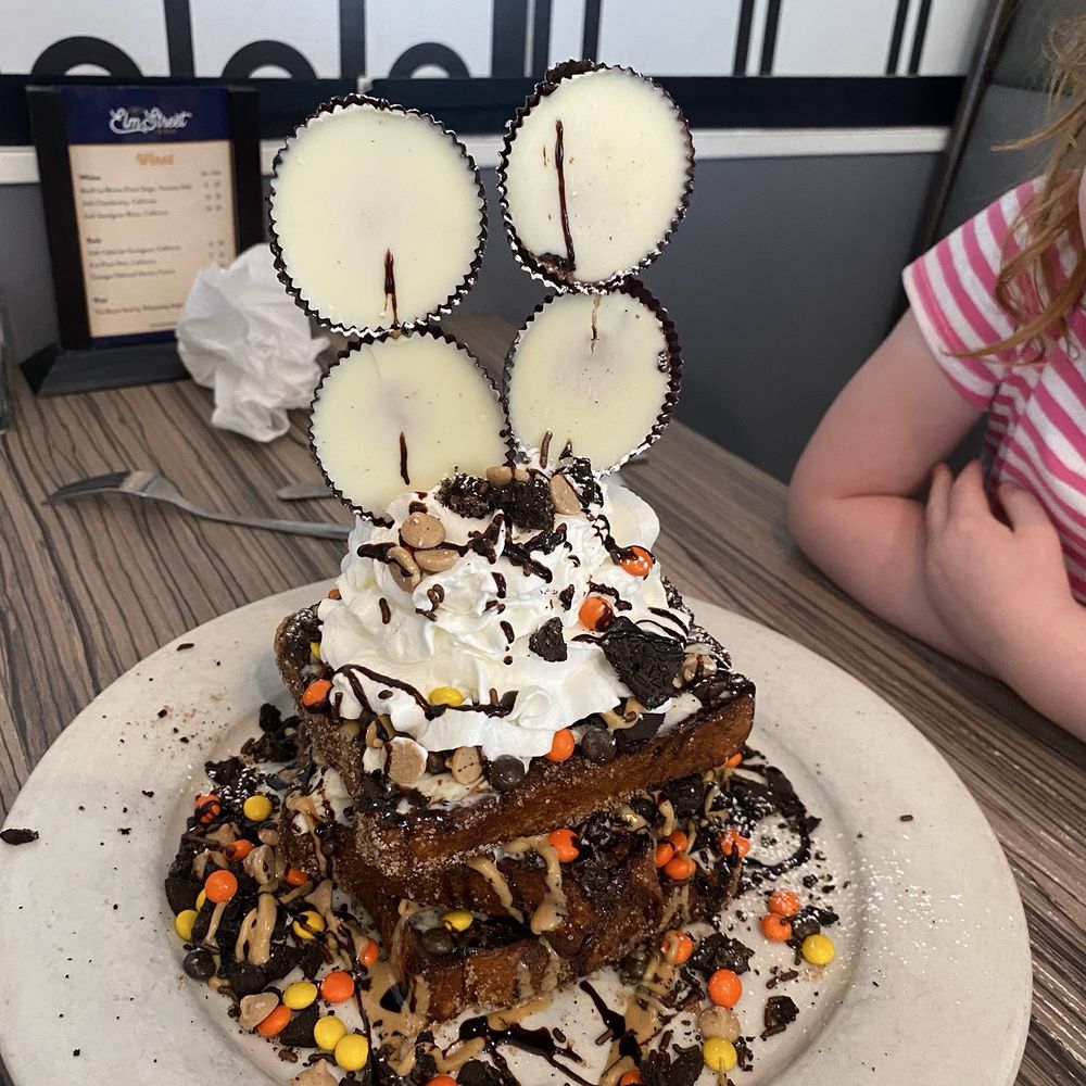 Elm Street Diner - Nutella Oreo Churro French Toast - Diners Near Me - Stamford, Connecticut