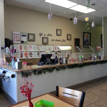 Yotealicious - Cute counter with art from children displayed - Ice Cream & Frozen Yogurt Near Me - Gilroy, California Yotealicious - Cute counter with art from children displayed - Ice Cream & Frozen Yogurt Near Me - Gilroy, California
