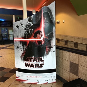 Regal The Loop - Cinema Near Me - Kissimmee, Florida