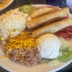 Sante Fe Restaurant - Chicken Flautas