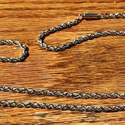 Gabriel Jewelers - A Gold rope Necklace.