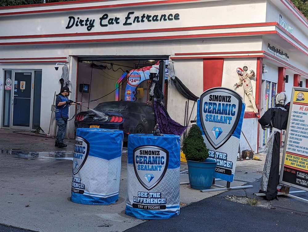 RACETRACK CARWASH Updated September 2024 58 Photos & 62 Reviews