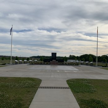 Gander Memorial - Landmarks & Historical Buildings Near Me - Fort Campbell, Tennessee Gander Memorial - Landmarks & Historical Buildings Near Me - Fort Campbell, Tennessee