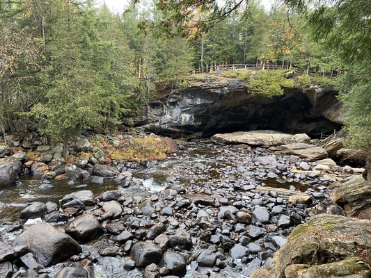 Natural Stone Bridge & Caves by null