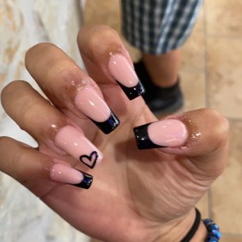 Kuhl River Nails - Nail Salons Near Me - New Braunfels, Texas