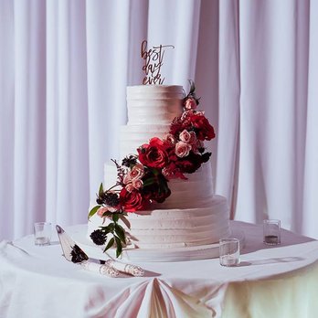 Three Petals - Beautifully decorated cake - Florists Near Me - Huntington Beach, California Three Petals - Beautifully decorated cake - Florists Near Me - Huntington Beach, California
