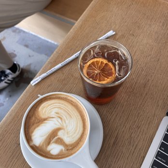 Un Caffe - Vibe - Coffee & Tea Near Me - Houston, Texas Un Caffe - Vibe - Coffee & Tea Near Me - Houston, Texas
