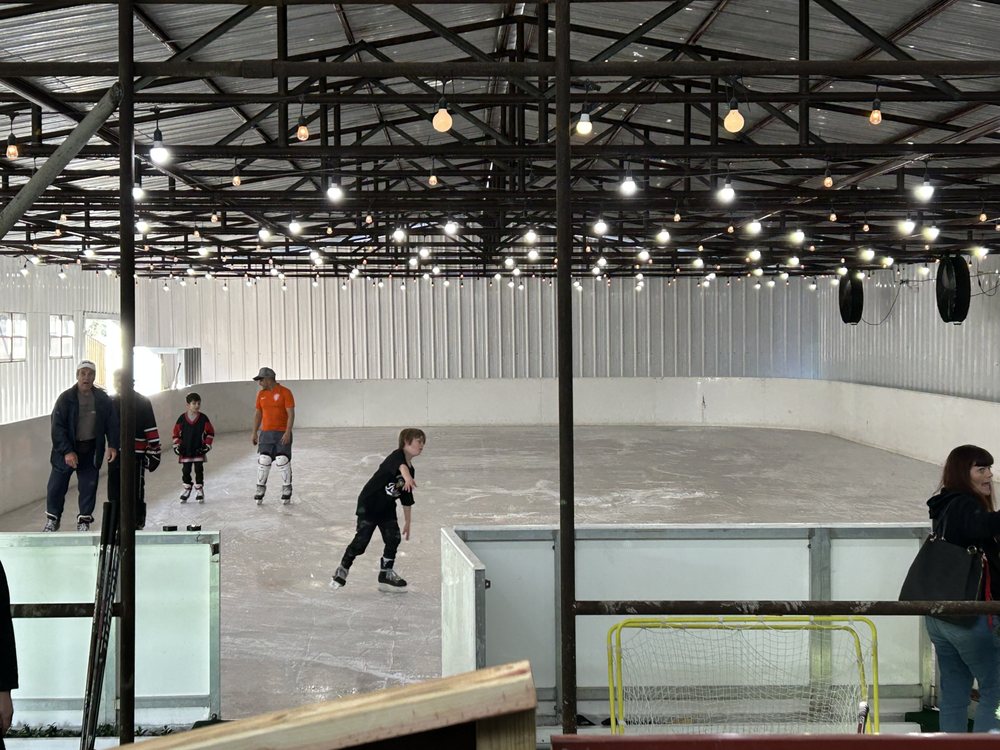 ICEKATE N BOOGIE Updated October 2024 1009 N Closner Blvd, Edinburg