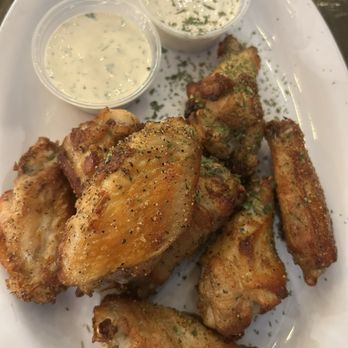 Back Unturned Brewing - Honey Buffalo Lemon Pepper - Brewpubs Near Me - San Antonio, Texas Back Unturned Brewing - Honey Buffalo Lemon Pepper - Brewpubs Near Me - San Antonio, Texas