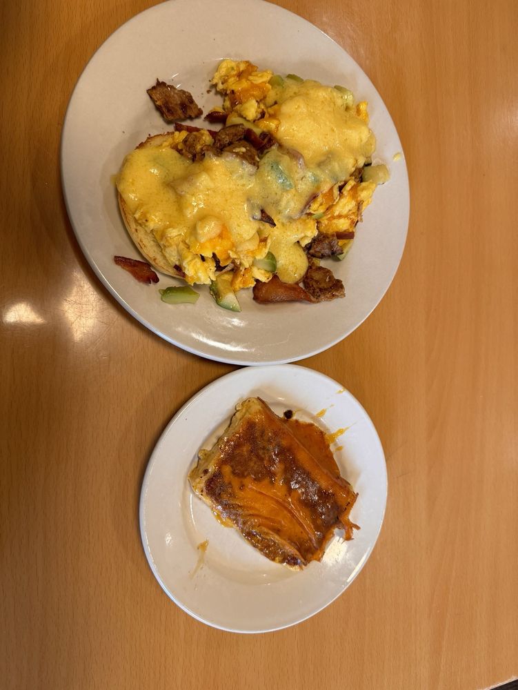 Social spots from Wild Goats: Fresh & Funky Fine Diner