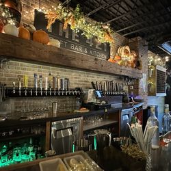 The 421 Craft Bar & Kitchen - Bar