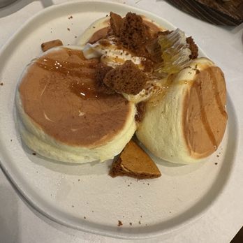 Little Uluh - Dalgona Honeycomb Caramel Soufflé - Coffee & Tea Near Me - Queens, New York