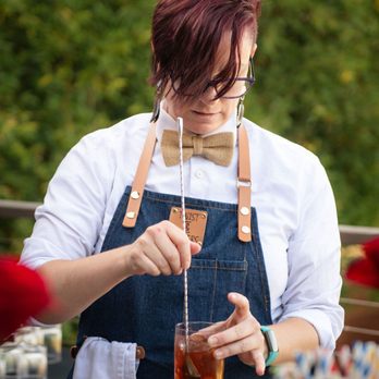 Twist & Bitters - Stacy making a delicious drink! - Bartenders Near Me - Joshua Tree, California