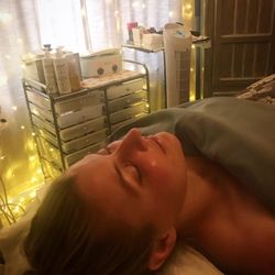 Customized Facials - Giving that GLOW