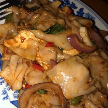 Banana Leaf - Thai basil noodles - Malaysian Near Me - Philadelphia, Pennsylvania Banana Leaf - Thai basil noodles - Malaysian Near Me - Philadelphia, Pennsylvania