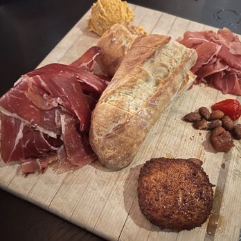 Bocado Tapas Wine Bar - Tapas Bars Near Me - Wellesley, Massachusetts