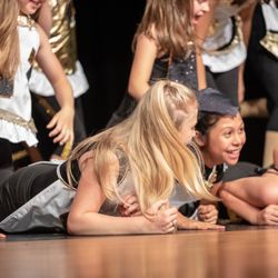 Boogiebeez Performance Team