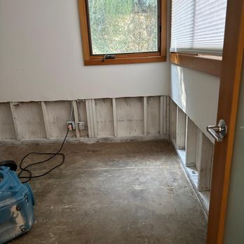 Advanced Restoration & Construction - Damage Restoration Near Me - Los Angeles, California
