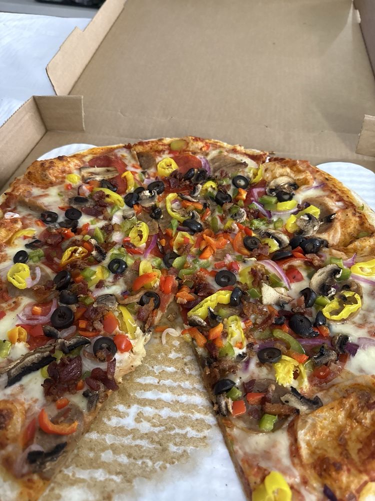 Priscilla's Pizzeria Logo