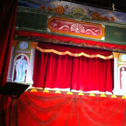 Northwest Puppet Center