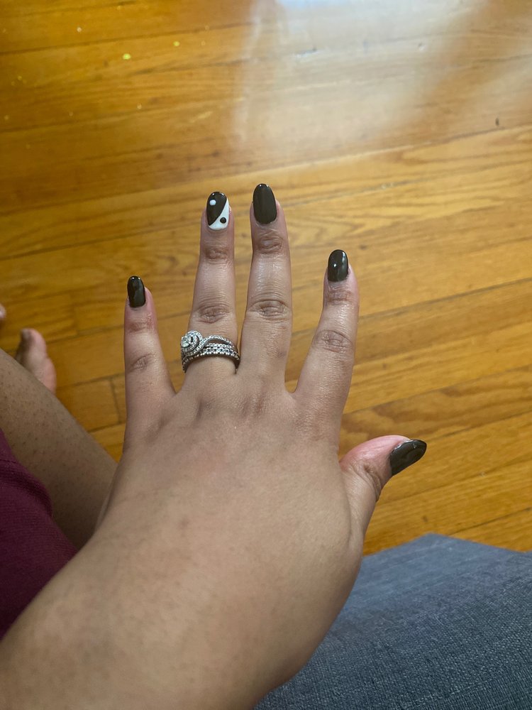 QUEEN NAILS 10 Reviews 1134 Clinton Ave, Irvington, New Jersey