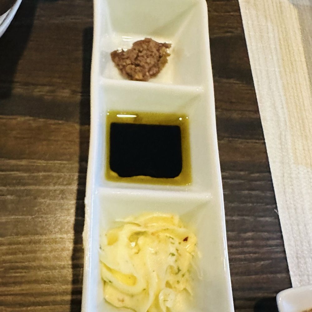 Bad Apple's Bistro - Butter, dipping oil and tapenade - New American Near Me - Spencerport, New York