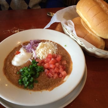 Cafe Aurora - Fu'ul w/ French Bread - Breakfast & Brunch Near Me - Alexandria, Virginia