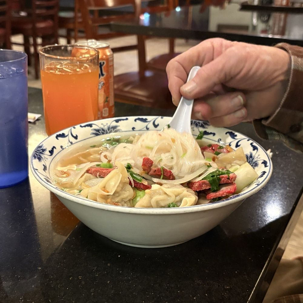 Pho 777 - large bowl of wonton soup and an iced cup of orange soda with hot tea on the side - Vietnamese Near Me - Reno, Nevada Pho 777 - large bowl of wonton soup and an iced cup of orange soda with hot tea on the side - Vietnamese Near Me - Reno, Nevada
