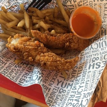 PDQ Chicken - Sandwiches Near Me - Oakland Park, Florida PDQ Chicken - Sandwiches Near Me - Oakland Park, Florida