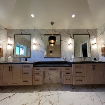 Porcelanosa - Primary bath with porcelain slab walls. - Kitchen & Bath Near Me - San Jose, California Porcelanosa - Primary bath with porcelain slab walls. - Kitchen & Bath Near Me - San Jose, California