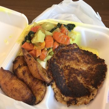 Mo'Bay Island Cuisine - Caribbean Near Me - Pooler, Georgia