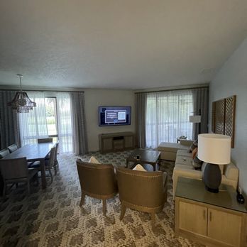 Marriott's Sabal Palms - Living room - Hotels Near Me - Orlando, Florida