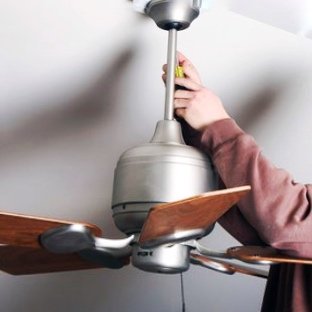 Slide of Searcy Handyman