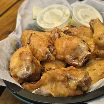 Beachcomber Restaurant - Chicken: Garlic Parmesan Wings - Seafood Near Me - Saint Augustine, Florida
