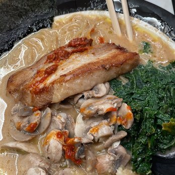 Silverlake Ramen - Garlic truffle oil ramen - Ramen Near Me - Concord, North Carolina
