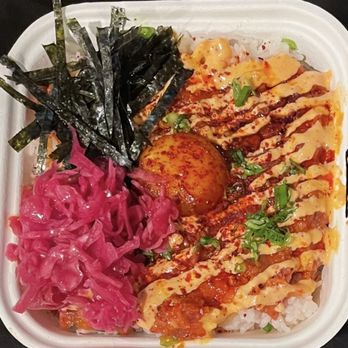 Manoa Poke Shop - Spicy bluefin tuna mix plate - Poke Near Me - Somerville, Massachusetts Manoa Poke Shop - Spicy bluefin tuna mix plate - Poke Near Me - Somerville, Massachusetts
