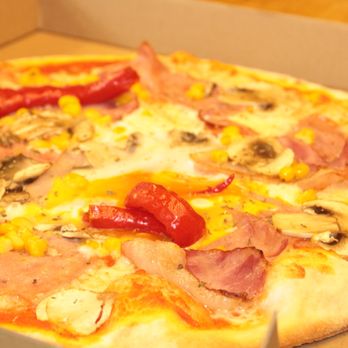 Mezzaluna - Pizza Near Me - Vienna, 9