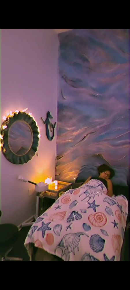 Port Aransas Mermaid Lounge and Spa Logo